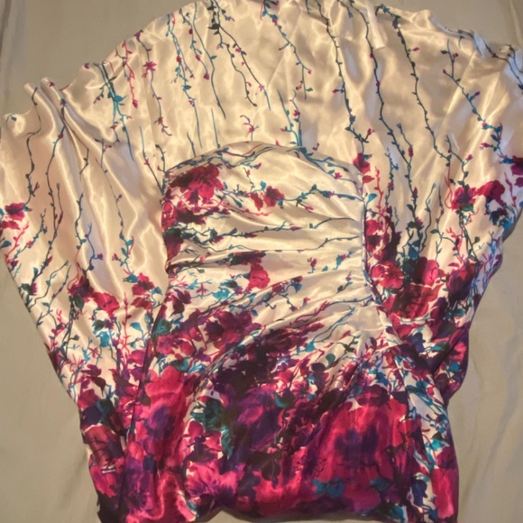 Chinese flowered mermaid prom dress - Picture 4 of 5